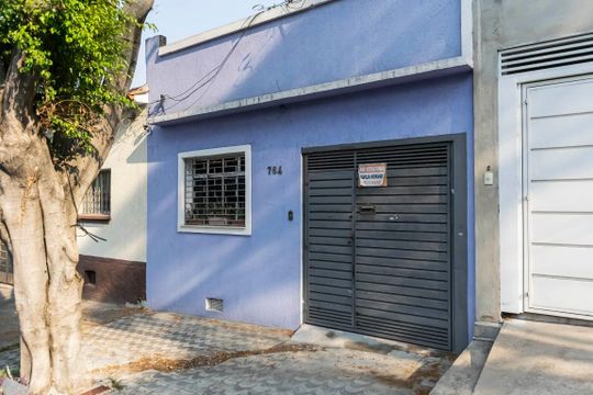 Fachada de casa à venda com 5 quartos, 215m² em Ipiranga, São Paulo