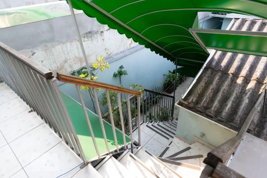 Edícula - Escadas de casa à venda com 5 quartos, 215m² em Ipiranga, São Paulo