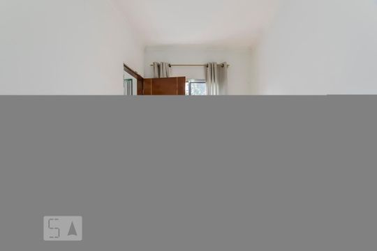 Casa à venda com 5 quartos, 215m² em Ipiranga, São Paulo