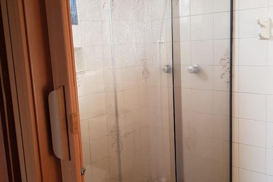 Banheiro de apartamento à venda com 3 quartos, 80m² em Vila Guarani (z Sul), São Paulo