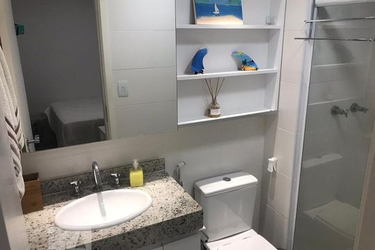 Banheiro de apartamento à venda com 2 quartos, 80m² em Barra da Tijuca, Rio de Janeiro