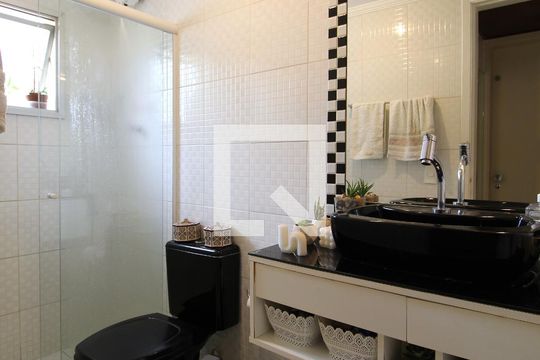 Banheiro de apartamento à venda com 2 quartos, 80m² em Indianópolis, São Paulo