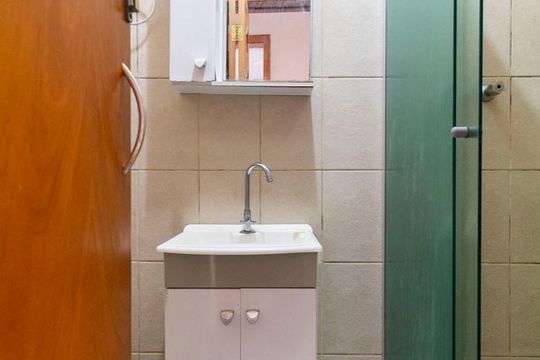 Banheiro Social de casa à venda com 2 quartos, 70m² em Jabaquara, São Paulo