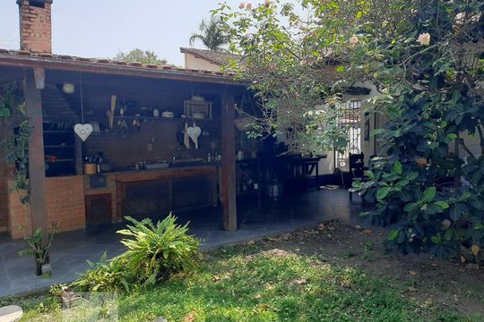 CHURRASQUEIRA de apartamento à venda com 3 quartos, 260m² em São Francisco, Niterói
