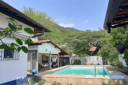 PISCINA de apartamento à venda com 3 quartos, 260m² em São Francisco, Niterói