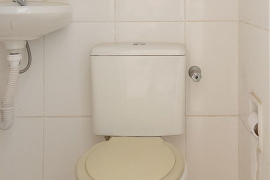 Banheiro de Serviço de apartamento para alugar com 3 quartos, 97m² em Barcelona, São Caetano do Sul