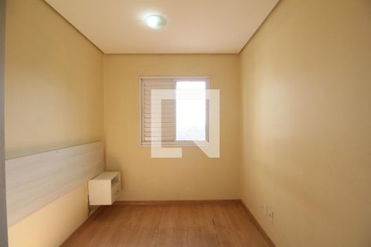 Quarto 1 de apartamento para alugar com 2 quartos, 50m² em Parque Reboucas, São Paulo