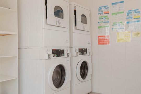 Lavanderia de kitnet/studio para alugar com 1 quarto, 20m² em República, São Paulo
