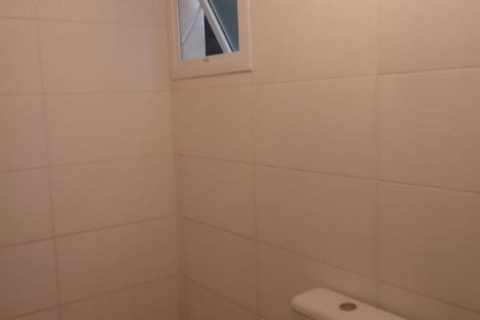 Banheiro de apartamento à venda com 3 quartos, 100m² em Fátima, Canoas