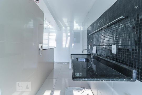 Cozinha de apartamento para alugar com 3 quartos, 80m² em Jacarepaguá, Rio de Janeiro