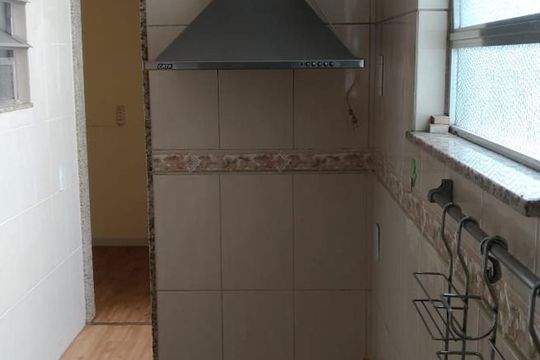 Cozinha de apartamento à venda com 3 quartos, 105m² em Grajaú, Rio de Janeiro