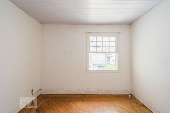 Quarto 2 de casa para alugar com 3 quartos, 130m² em Aclimação, São Paulo