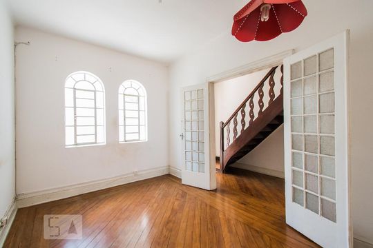 Casa para alugar com 3 quartos, 130m² em Aclimação, São Paulo