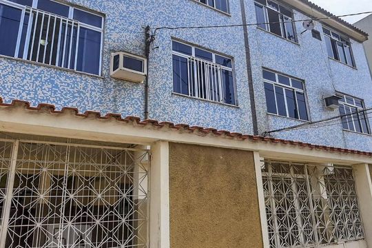 Fachada do Prédio de apartamento à venda com 2 quartos, 60m² em Olaria, Rio de Janeiro