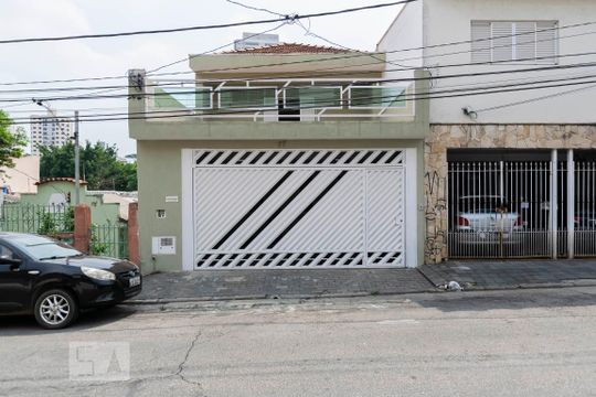 Fachada de casa à venda com 3 quartos, 210m² em Vila Monumento, São Paulo