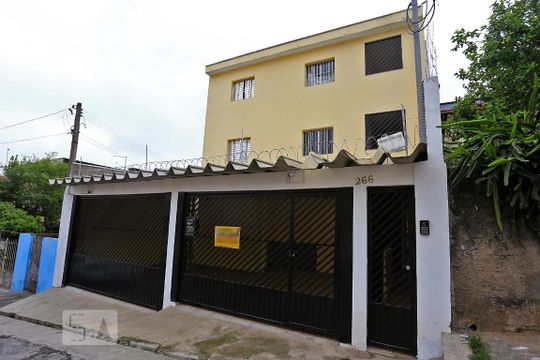 Fachada de kitnet/studio para alugar com 1 quarto, 28m² em Jardim Novo Taboão, São Paulo