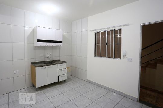 Kitnet/Studio para alugar com 1 quarto, 28m² em Jardim Novo Taboão, São Paulo