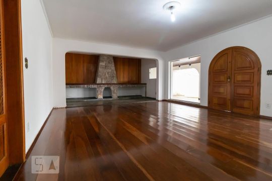 Sala de Estar de casa para alugar com 4 quartos, 650m² em Parque Taquaral, Campinas