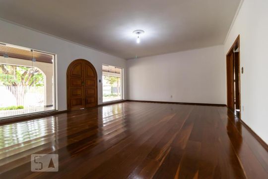 Sala de Estar de casa para alugar com 4 quartos, 650m² em Parque Taquaral, Campinas