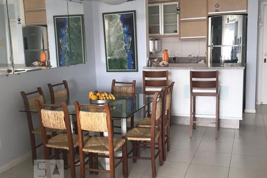 Sala de apartamento para alugar com 3 quartos, 120m² em Ingleses Norte, Florianópolis