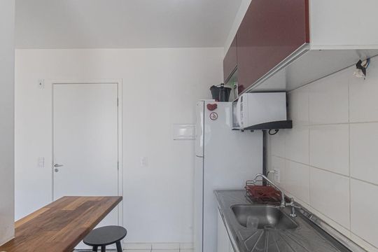 Cozinha de apartamento à venda com 2 quartos, 49m² em Sítio da Figueira, São Paulo