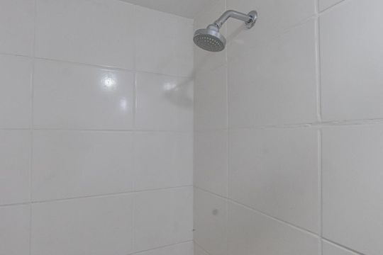 Banheiro da Suite de apartamento à venda com 2 quartos, 49m² em Sítio da Figueira, São Paulo