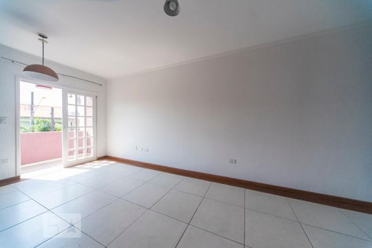 Sala de casa para alugar com 4 quartos, 225m² em Jardim Sílvia, Santo André