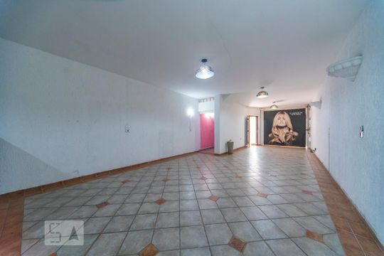 Garagem  de casa à venda com 4 quartos, 225m² em Jardim Sílvia, Santo André