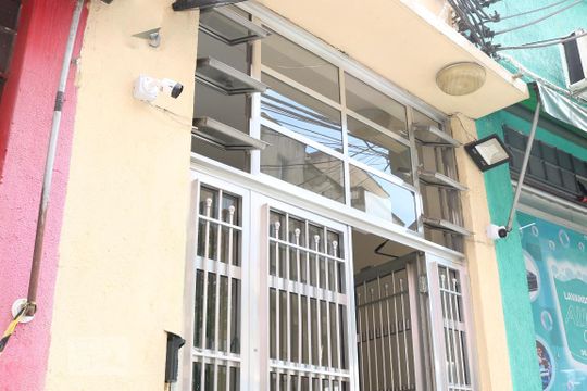 Fachada de kitnet/studio à venda com 1 quarto, 30m² em Aclimação, São Paulo