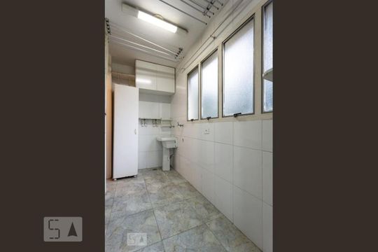 Área de Serviço de apartamento para alugar com 2 quartos, 105m² em Vila Olímpia, São Paulo
