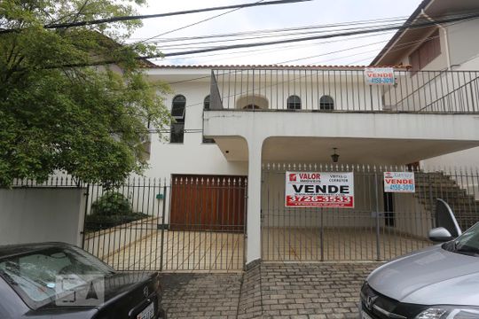 Fachada da Casa de casa para alugar com 3 quartos, 200m² em Jardim das Vertentes, São Paulo