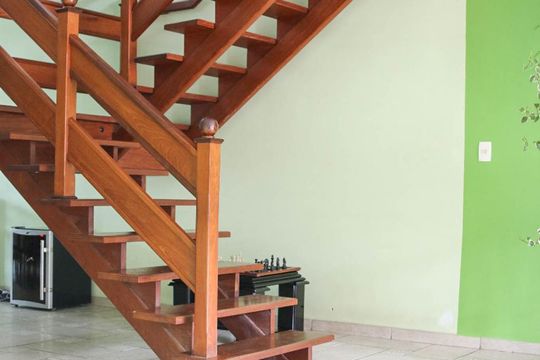 Sala de Estar de casa à venda com 4 quartos, 350m² em Vila Ivone, São Paulo
