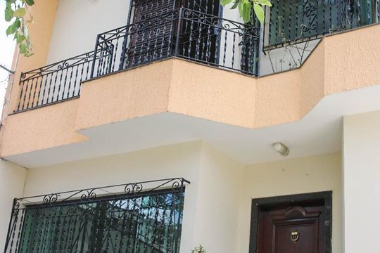 Fachada de casa à venda com 4 quartos, 350m² em Vila Ivone, São Paulo