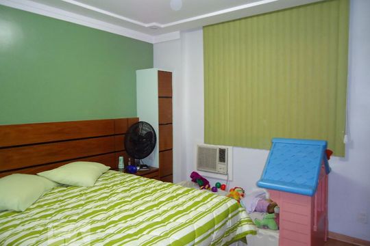 Quarto de apartamento à venda com 2 quartos, 50m² em Engenhoca, Niterói