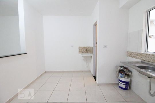 Kitnet/Studio para alugar com 1 quarto, 28m² em Vila Medeiros, São Paulo