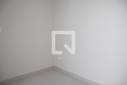 Quarto 1 de casa de condomínio para alugar com 2 quartos, 35m² em Vila Mazzei, São Paulo