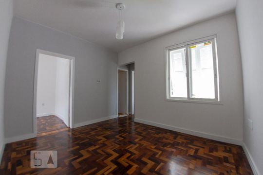 Apartamento à venda com 2 quartos, 64m² em Passo da Areia, Porto Alegre