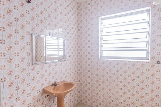 Banheiro Social de casa à venda com 2 quartos, 248m² em Vila Nova Manchester, São Paulo