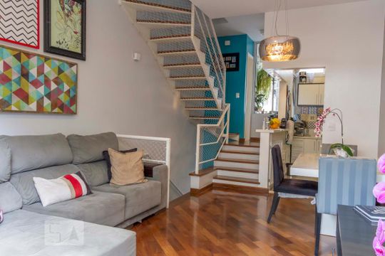 Casa de Condomínio à venda com 2 quartos, 140m² em Real Parque, São Paulo