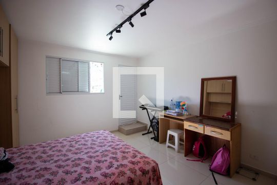 Quarto 1 de casa de condomínio à venda com 3 quartos, 177m² em Vila Campanela, São Paulo