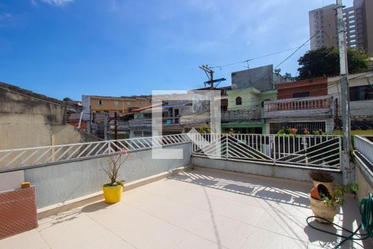 Sacada Quarto 1 de casa de condomínio à venda com 3 quartos, 177m² em Vila Campanela, São Paulo