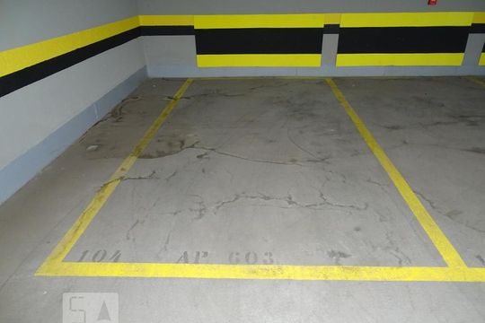 Garagem de apartamento para alugar com 1 quarto, 73m² em Centro, Belo Horizonte