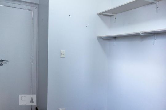 Despensa de apartamento para alugar com 3 quartos, 120m² em Aclimação, São Paulo