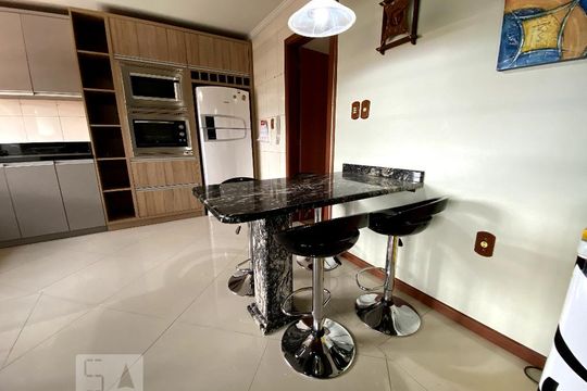 Cozinha 2 de apartamento à venda com 2 quartos, 148m² em Liberdade, Novo Hamburgo