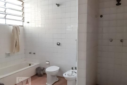 Banheiro da Suíte de casa à venda com 3 quartos, 726m² em Jardim Brasil (zona Sul), São Paulo