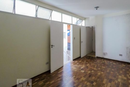 Casa para alugar com 3 quartos, 280m² em Vila Mariana, São Paulo