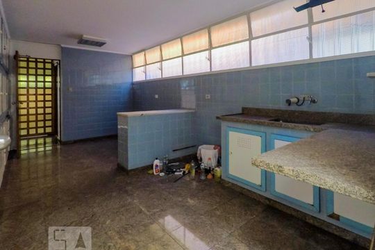 Casa para alugar com 3 quartos, 280m² em Vila Mariana, São Paulo