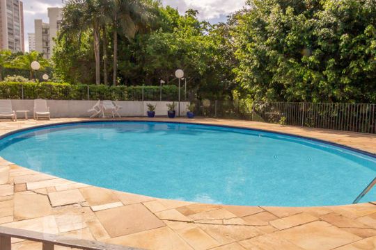 Piscina de apartamento para alugar com 3 quartos, 225m² em Vila Morumbi, São Paulo