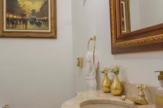 Lavabo de apartamento para alugar com 3 quartos, 225m² em Vila Morumbi, São Paulo