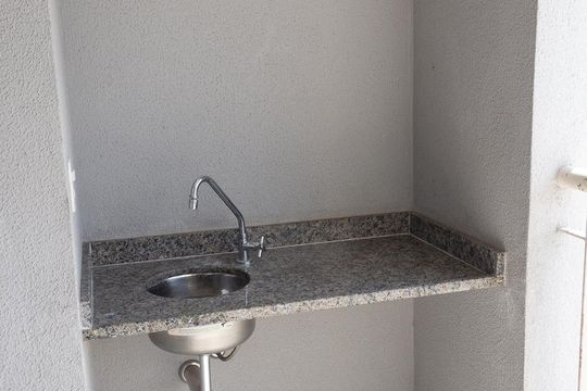 Varanda da Sala de apartamento à venda com 2 quartos, 49m² em Vila Pires, Santo André
